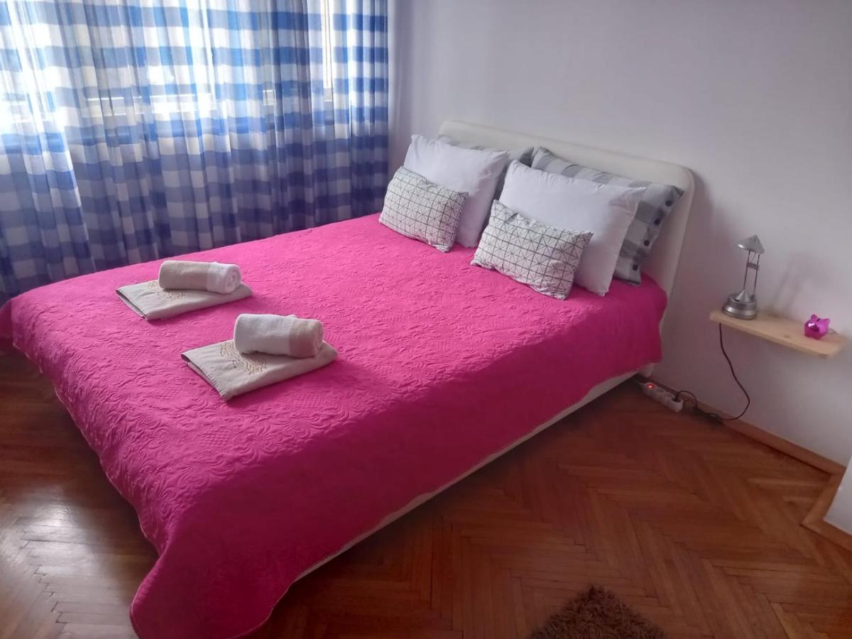 Stan U Centru Appartement Podgorica Buitenkant foto