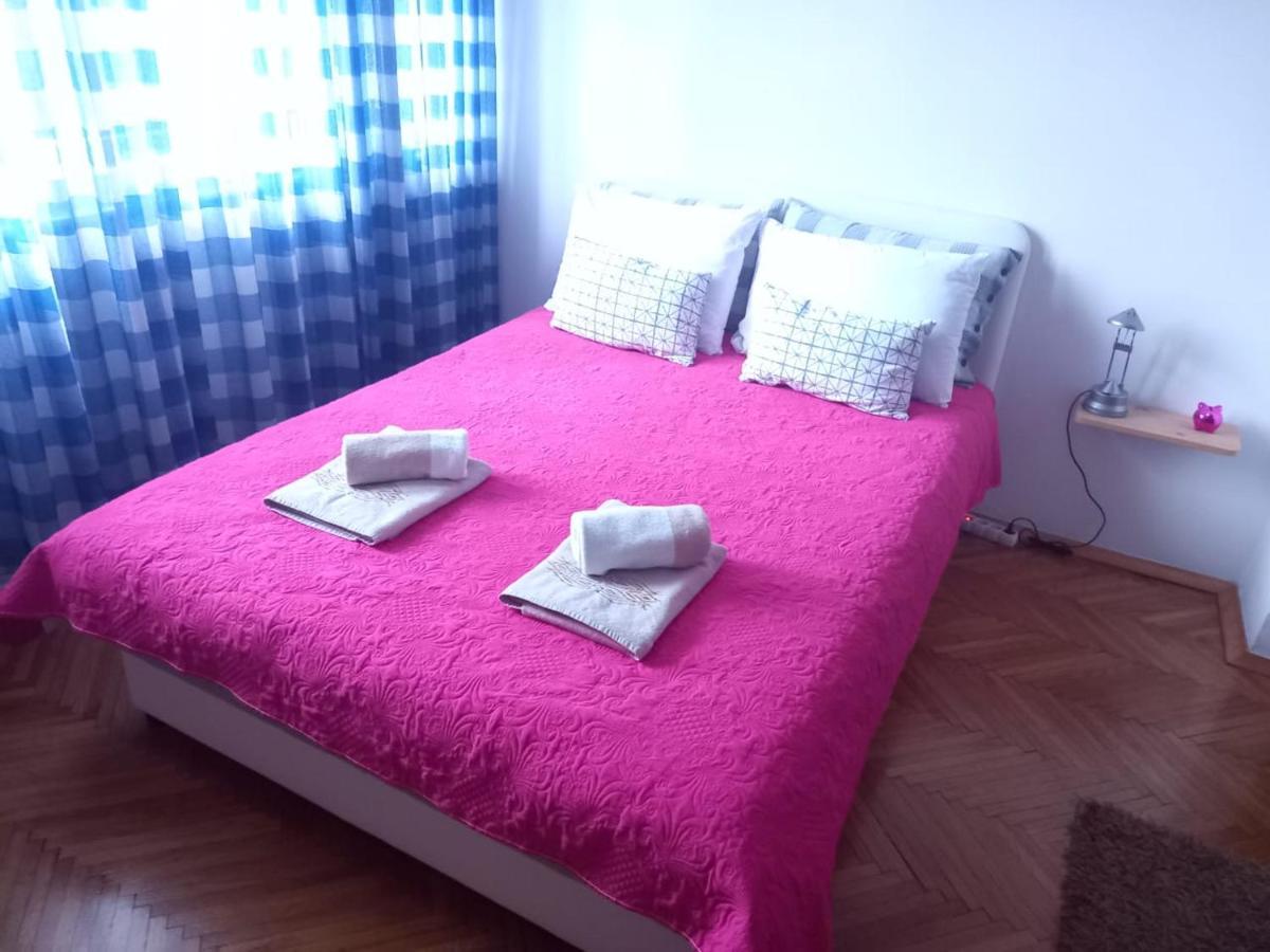 Stan U Centru Appartement Podgorica Buitenkant foto